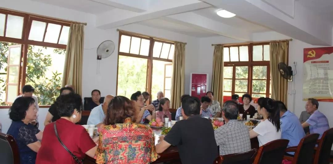 追憶兵團(tuán)歲月，重溫故鄉(xiāng)情緣